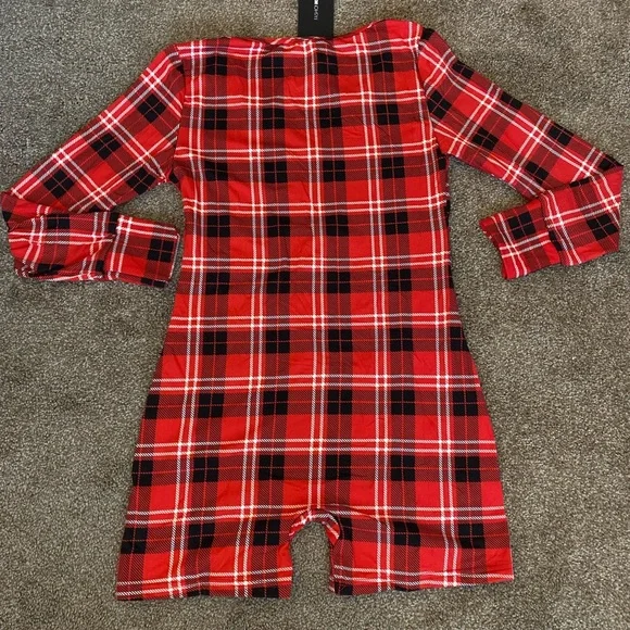 NWT Plaid Sleep Romper - Picture 4 of 11